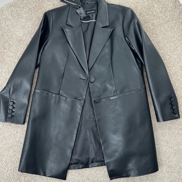 BCBGMaxAzria Jackets & Blazers - BCBGMaxAzria Sleek Black Faux Leather Blazer